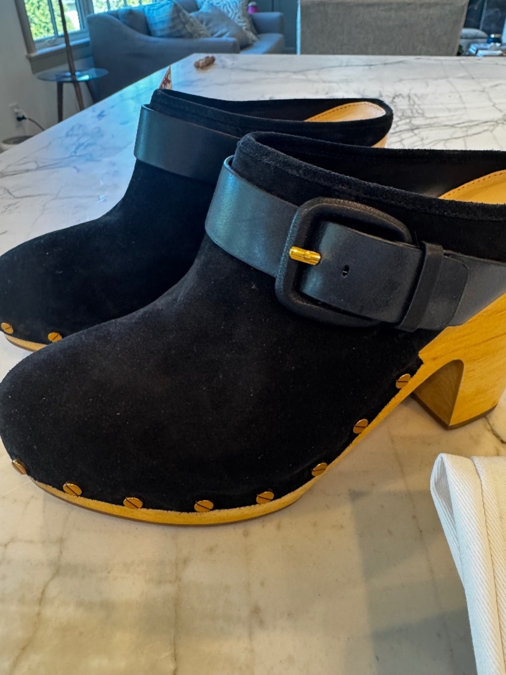 Veronica Beard Black Suede Studded clogs 8.5 NEW
